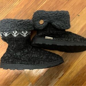 Mukluks Winter Boots Sz 9